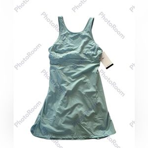 Nike XS Women’s Drifit Light Blue Tennis/Golf Skorted Dress NWT